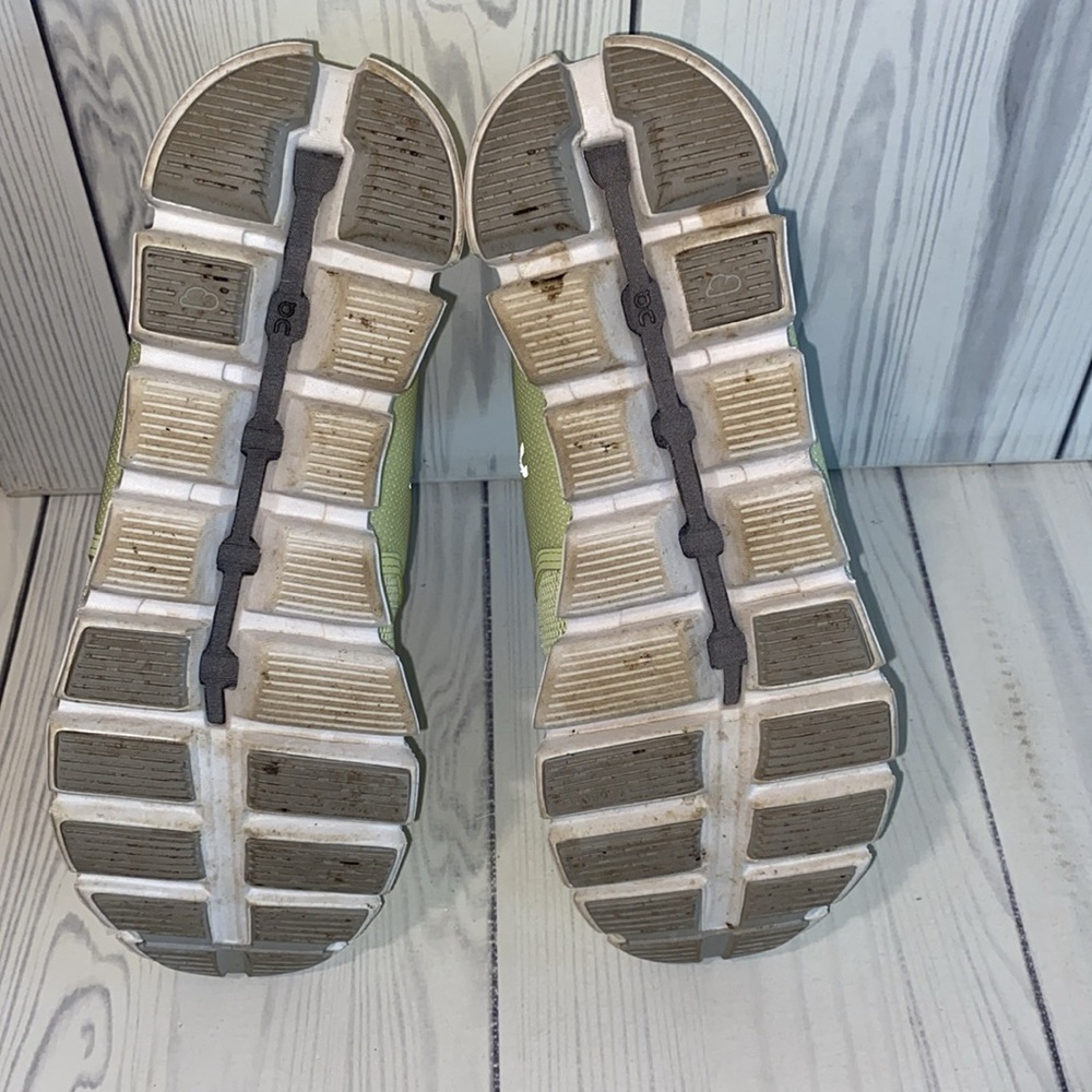 On Cloud 5 - image 6